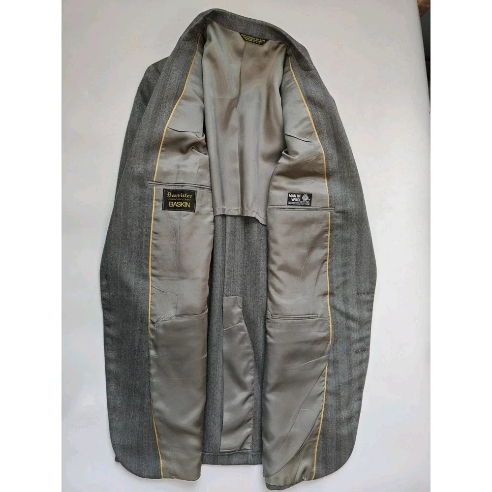 Baskin Mens Wool Sports Coat 40L Gray Herringbone Vintage 2 Button USA F505